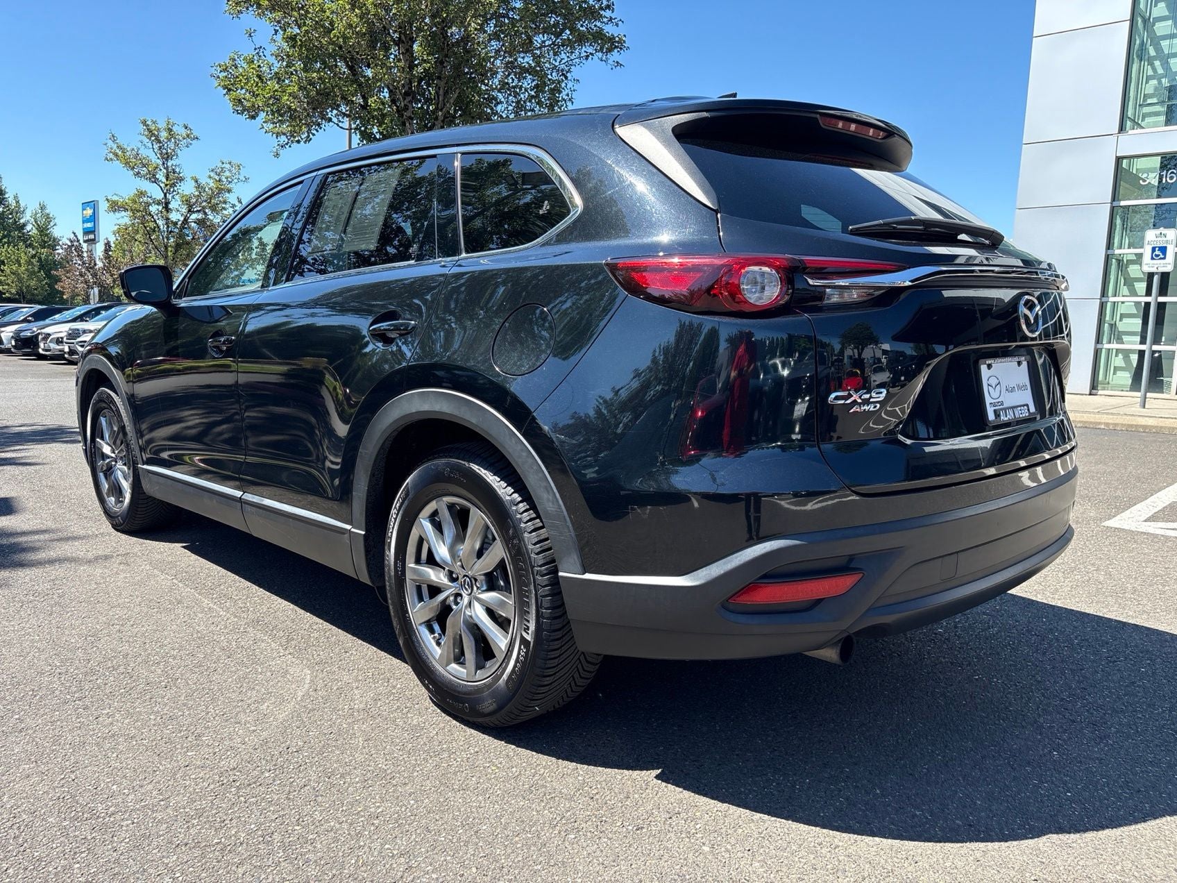2019 Mazda Mazda CX-9 — side profile view